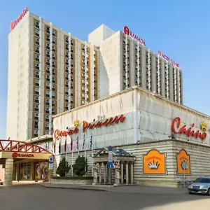 Hotel Ramada By Wyndham Center